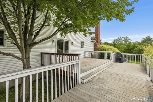 Photo - 16 Early View Ln