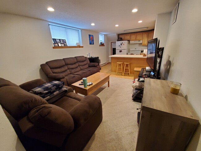 Photo - 1106 E Ave C Unit 2