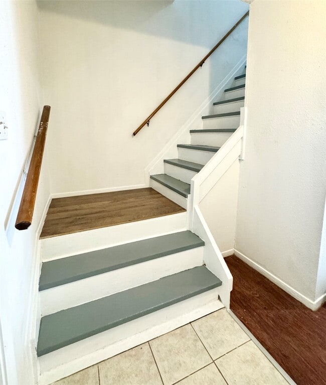 Building Photo - 1226 Montana St Rental