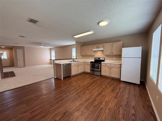 Photo - 4417 Courtside Dr