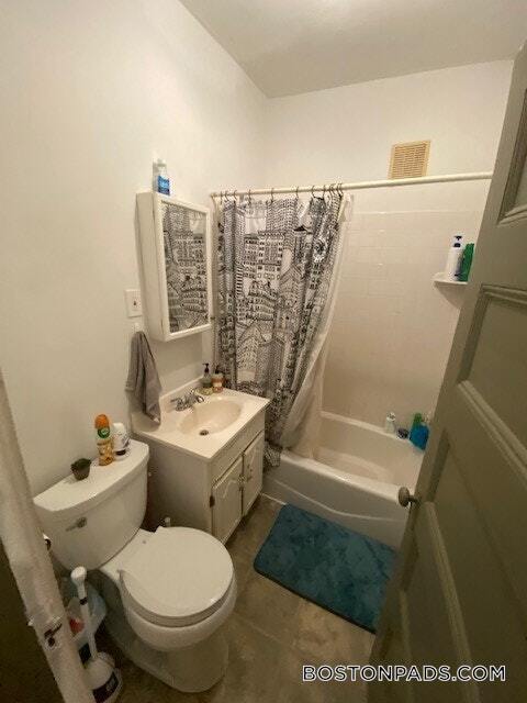 Photo - 147 Columbia St Unit 2L