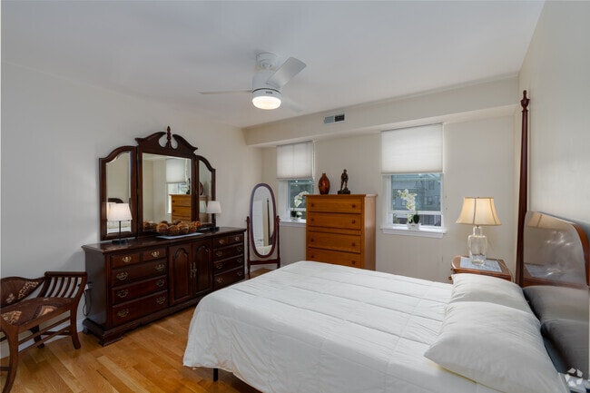 2BR, 1BA - 771SF - Bedroom