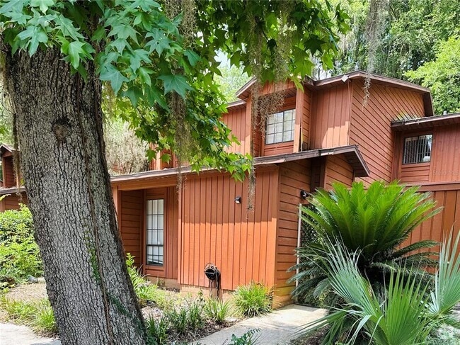 Building Photo - 900 SW 62nd Blvd Rental