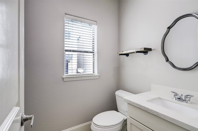 Photo - 1224 Delano St