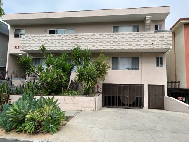 Photo - 531 N Kings Rd Unit 2