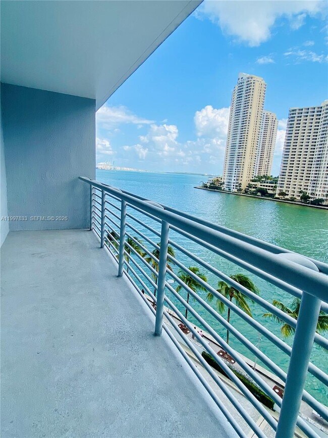 Photo - 325 S Biscayne Blvd Unit 717