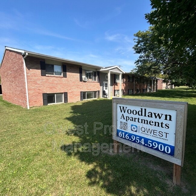 Photo - 409 E Woodlawn Ave Unit #2