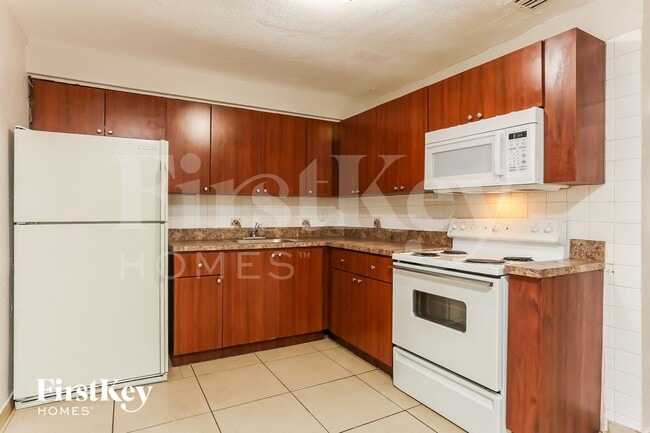 Photo - 2230 SW 47th Ave