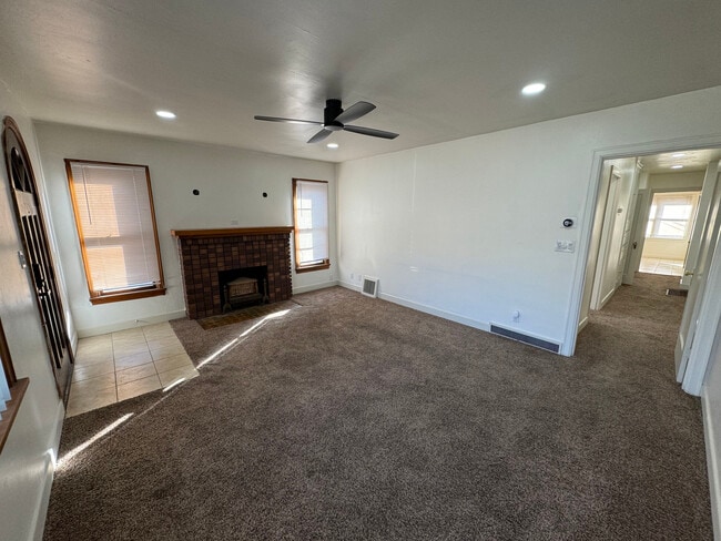 Photo - 2659 Brinker Ave