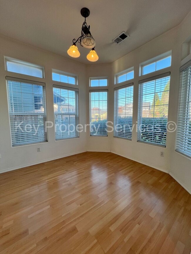 Photo - Westridge Ranch Across from Park!