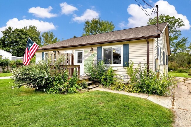 Darling 2 Bedroom Home in Middleville - Darling 2 Bedroom Home in Middleville