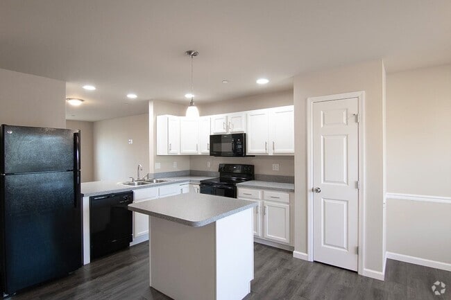 Building Photo - Wynchase Rental