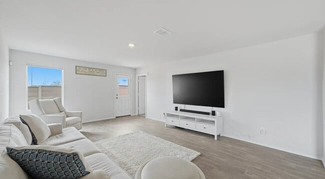 Photo - 303 Wild Goose Dr