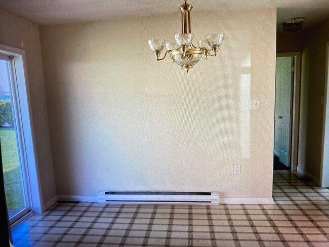 Photo - 195 W Hamilton Ave