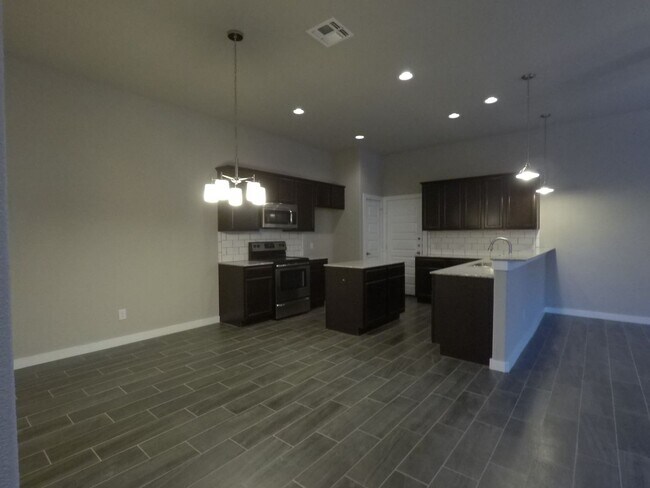 Photo - LUXURY TOWNHOME LOCATED IN PECAN PARK, BASTROP, TEXAS!