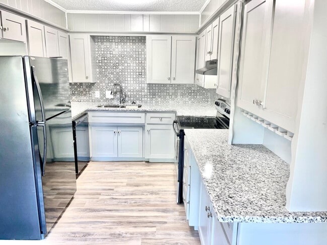 Photo - 5512 12th St