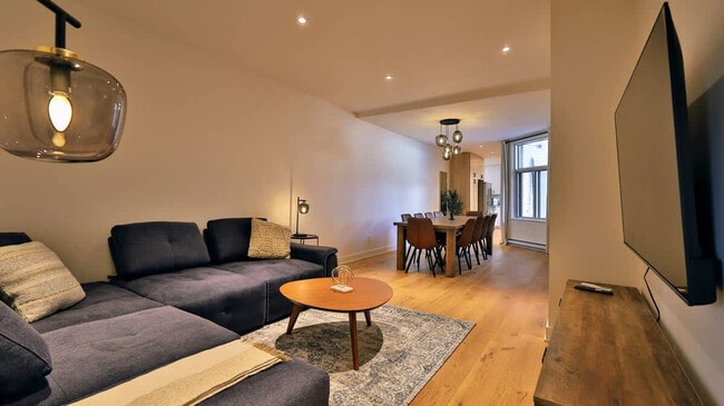 Photo - 4617 R. Saint-Denis Unit SI ID1543114P