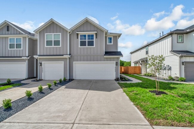 Photo - 27839 Western Crk Ct