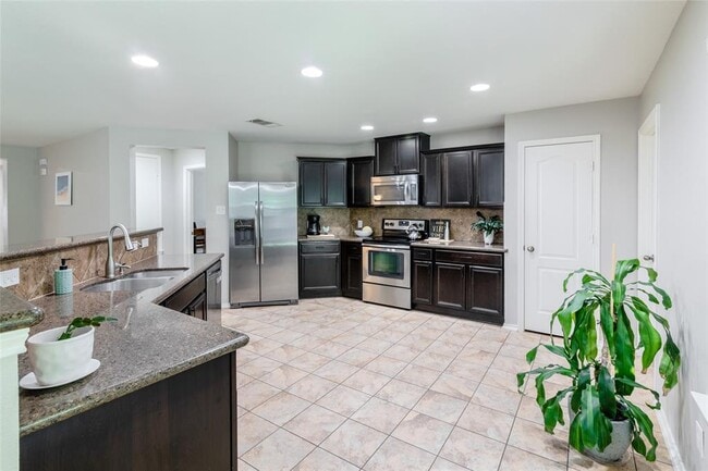 Photo - 904 Strickling Dr