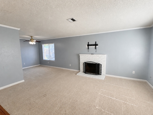Photo - 1972 Carnation Cir