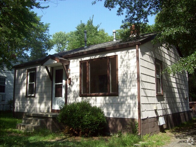 Building Photo - 1504 Joyce St Rental