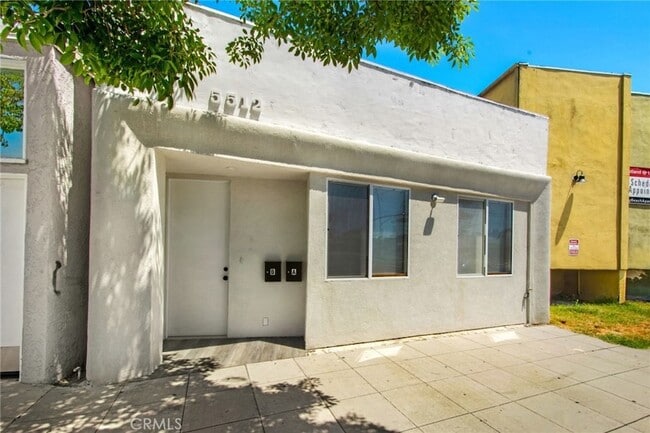 Building Photo - 5512 Long Beach Blvd Unit B