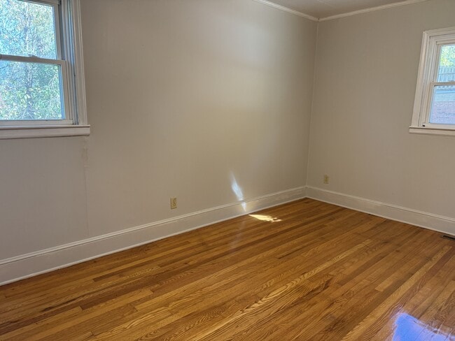 Photo - 520 Pine Ave