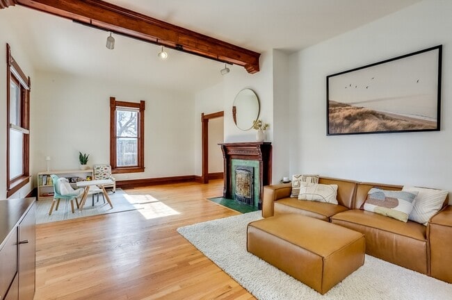 Photo - 1835 S Sherman St