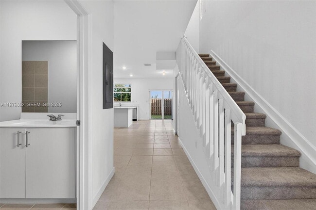 Photo - 2650 SE 29th St