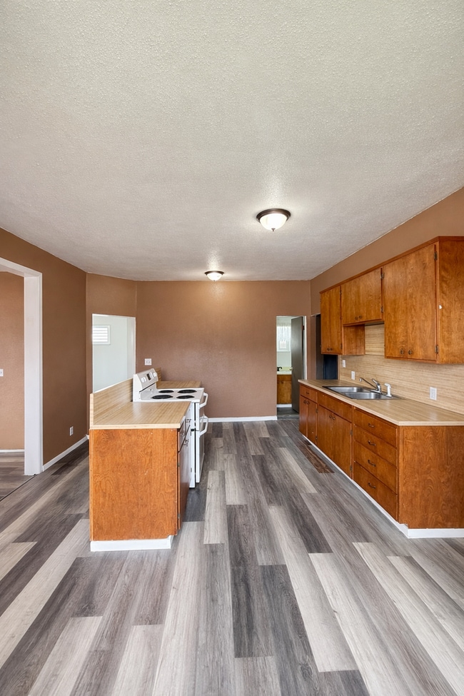 Photo - 829 Emerson Ave Unit 829 Emerson