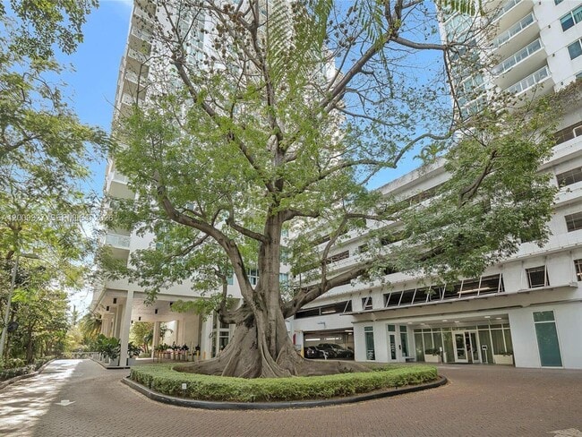 Photo - 1861 NW S River Dr Unit 1408