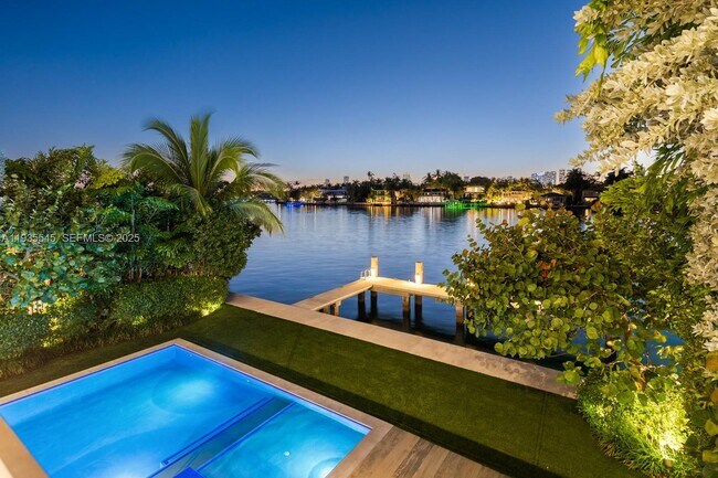 Photo - 40 W Rivo Alto Dr