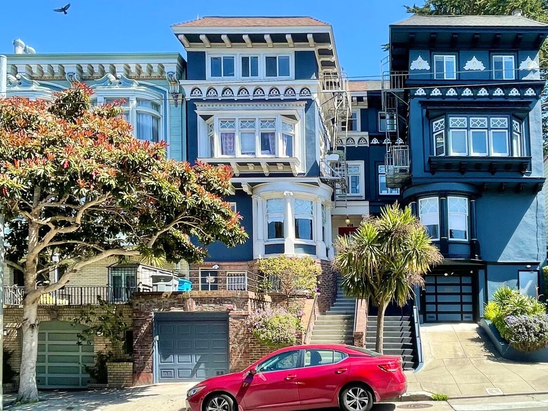 Photo - 858 Ashbury Street