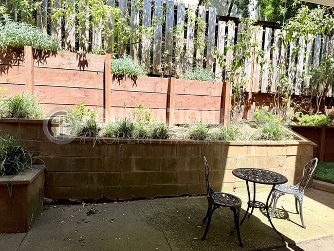 Photo - 14 Princess Ln Unit Apt 2