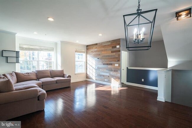 Photo - 27127 Hickory Ln