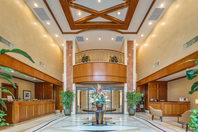 Photo - 347 N New River Dr E Unidad 1510