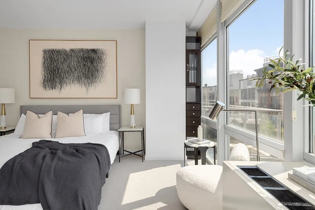 Photo - 425 E 13th St Unit 7D