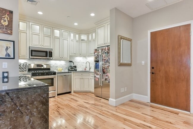 Photo - 9 Appleton St Unit 1