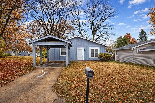 Photo - 2405 Buttonwood Ct