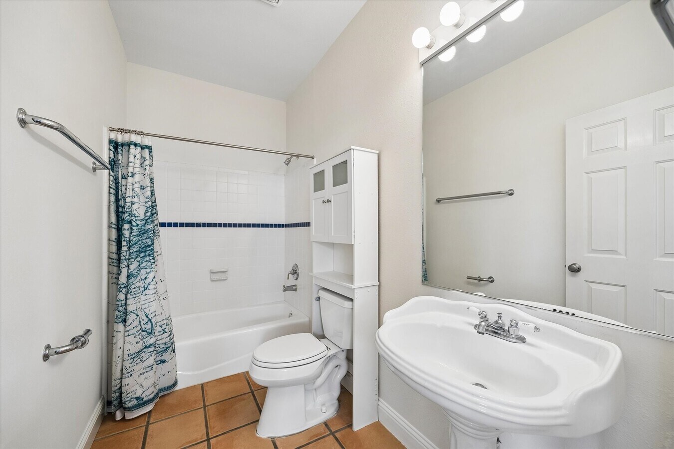 Photo - 4011 Garrott St