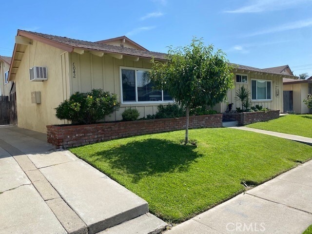 Photo - 6042 Lime Ave Unit B