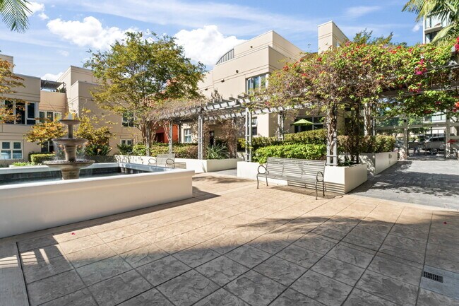 Building Photo - San Diego- Downtown- La Vita – Little Ital... Unit # 2