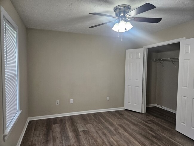 Photo - 1104 Micha Way