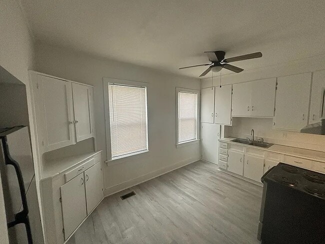Photo - 500 N 3 1/2 Ave