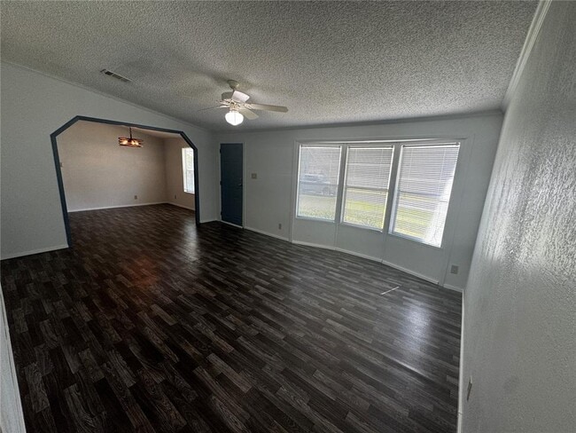 Photo - 1827 Leesburg Blvd