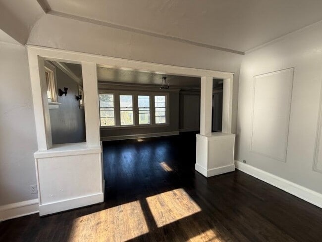 Photo - 3414 N Vel R. Phillips Ave Unit 3416 Upper