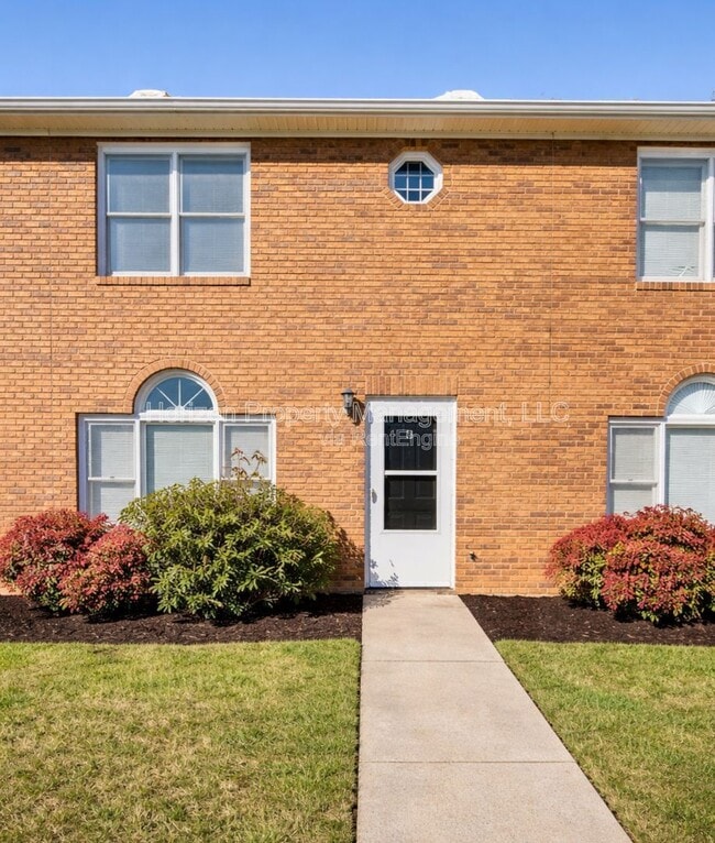 Photo - 4071 Hidden Hollow Dr