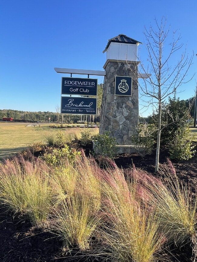 Photo - Modern Comfort, Flexible Living, Tailored for You
2 Bedrooms | 2 Bathrooms
Edgewater| Lancaster, ...