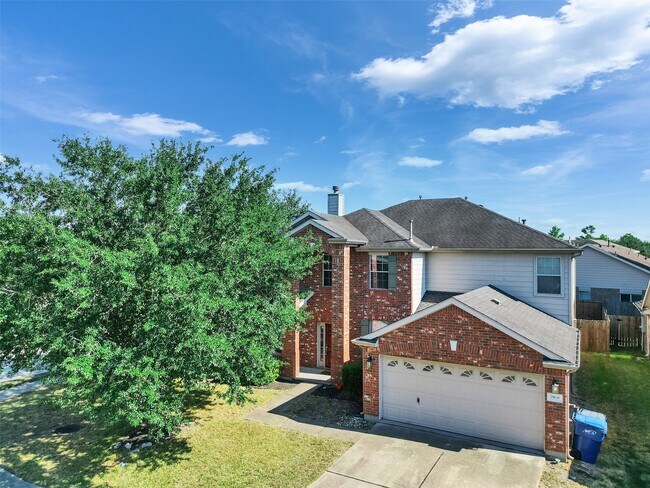 Photo - 29650 Legends Green Dr