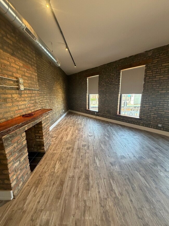Photo - 1572 N Milwaukee Ave Unit G